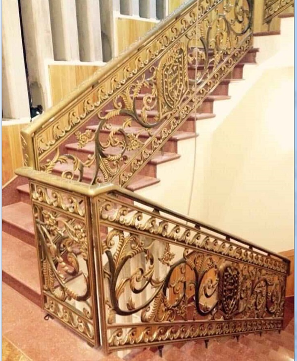 Mẫu cầu thang nhôm đúc hợp kim đẹp
