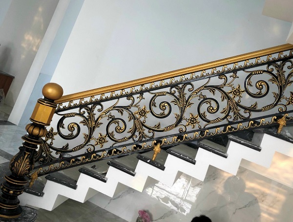 cầu thang đẹp nhôm đúc